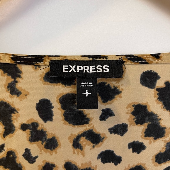 Express Dress Women’s S Leopard Print Mini Ruffled Wrap Long Sleeve Short Office - Picture 10 of 12